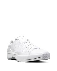 Chaussures de sport blanches Jordan
