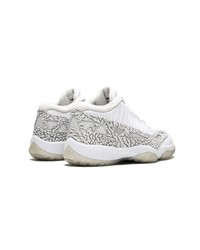 Chaussures de sport blanches Jordan