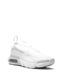 Chaussures de sport blanches Nike