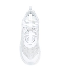 Chaussures de sport blanches Nike