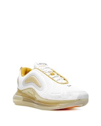 Chaussures de sport blanches Nike