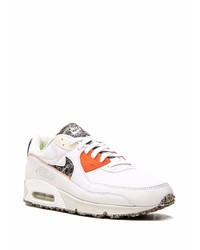 Chaussures de sport blanches Nike