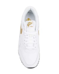 Chaussures de sport blanches Nike