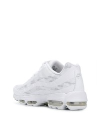 Chaussures de sport blanches Nike