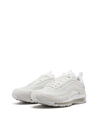 Chaussures de sport blanches Nike