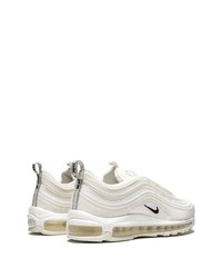 Chaussures de sport blanches Nike