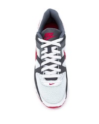 Chaussures de sport blanches Nike