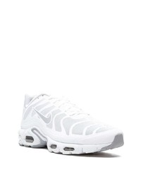 Chaussures de sport blanches Nike