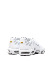 Chaussures de sport blanches Nike