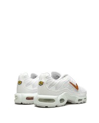 Chaussures de sport blanches Nike