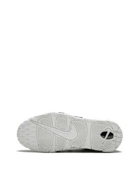 Chaussures de sport blanches Nike