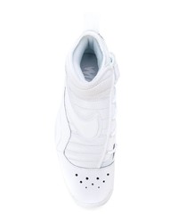 Chaussures de sport blanches Nike