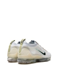 Chaussures de sport blanches Nike