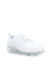 Chaussures de sport blanches Nike