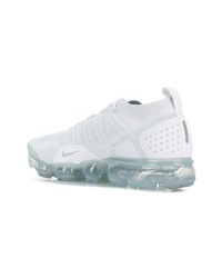 Chaussures de sport blanches Nike