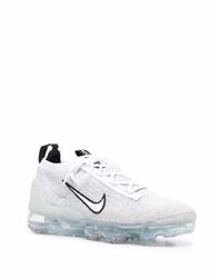 Chaussures de sport blanches Nike