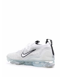 Chaussures de sport blanches Nike