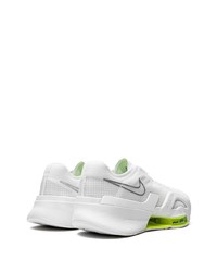 Chaussures de sport blanches Nike