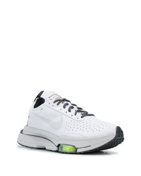 Chaussures de sport blanches Nike