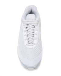 Chaussures de sport blanches Nike