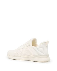 Chaussures de sport blanches APL Athletic Propulsion Labs