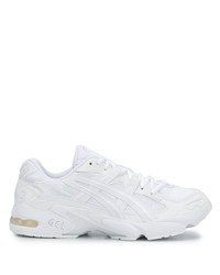 Chaussures de sport blanches Asics