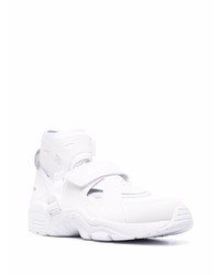 Chaussures de sport blanches Nike