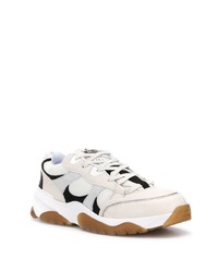 Chaussures de sport blanches Axel Arigato