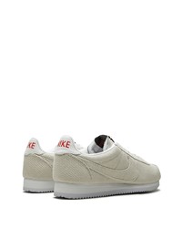 Chaussures de sport blanches Nike