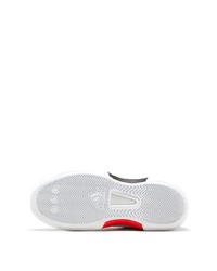 Chaussures de sport blanches adidas