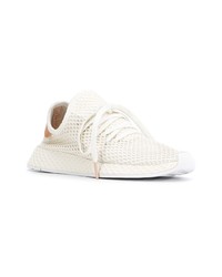 Chaussures de sport blanches adidas