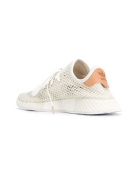 Chaussures de sport blanches adidas