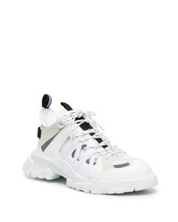 Chaussures de sport blanches McQ