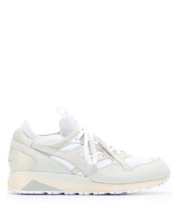 Chaussures de sport blanches Diadora