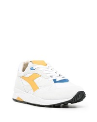 Chaussures de sport blanches Diadora