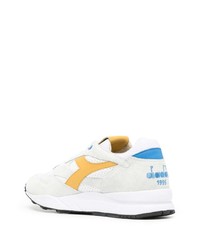 Chaussures de sport blanches Diadora