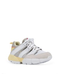 Chaussures de sport blanches adidas