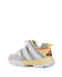 Chaussures de sport blanches adidas