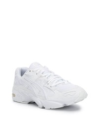 Chaussures de sport blanches Asics