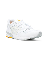 Chaussures de sport blanches Asics