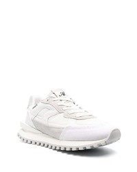 Chaussures de sport blanches Axel Arigato