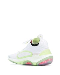 Chaussures de sport blanches Nike