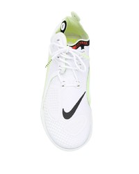 Chaussures de sport blanches Nike