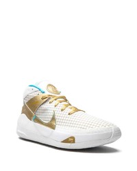 Chaussures de sport blanches Nike