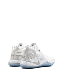 Chaussures de sport blanches Nike