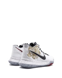 Chaussures de sport blanches Nike