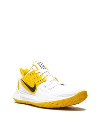 Chaussures de sport blanches Nike