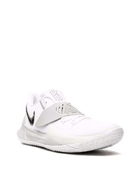 Chaussures de sport blanches Nike