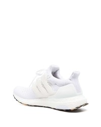 Chaussures de sport blanches adidas