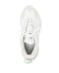 Chaussures de sport blanches adidas